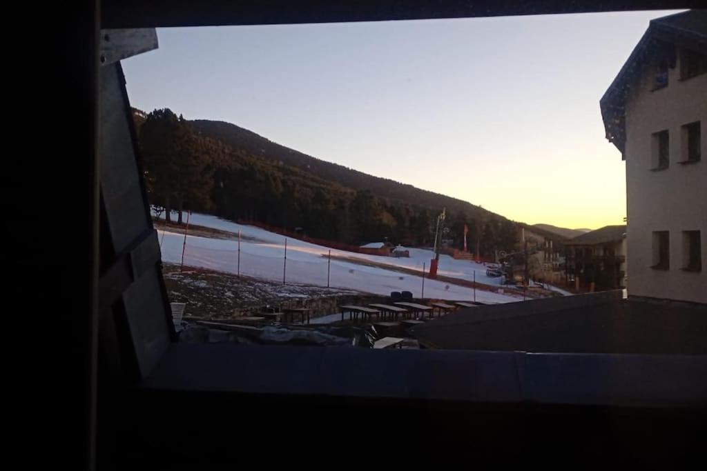 Decouverte De La Vallee D'Eyne Et Des Bains De Llo Bagian luar foto